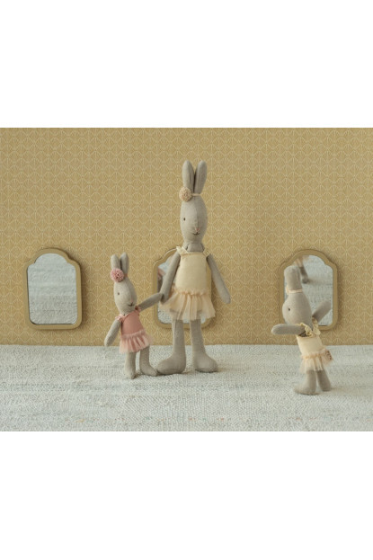 CONEJITO CON TRAJE DE BALLET CREMA (MICRO), MAILEG