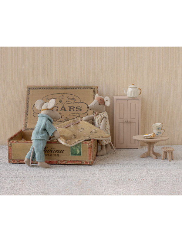 MAMÁ Y PAPÁ RATÓN EN CAJA DE CIGARROS, MAILEG